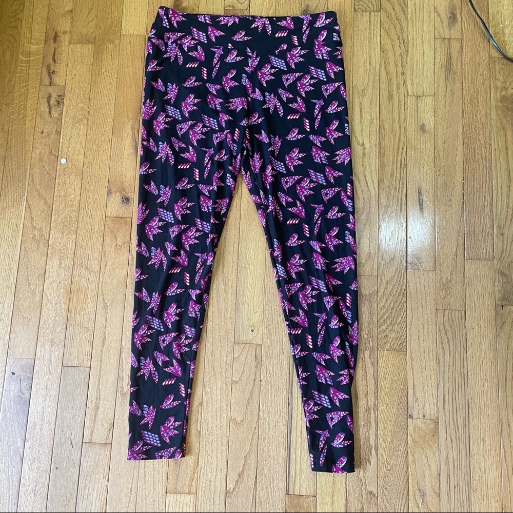 LULAROE BLACK PURPLE GEOMETRIC FEATHER SHAPE GRAPHIC PRINT LEGGINGS SIZE TC XXL
